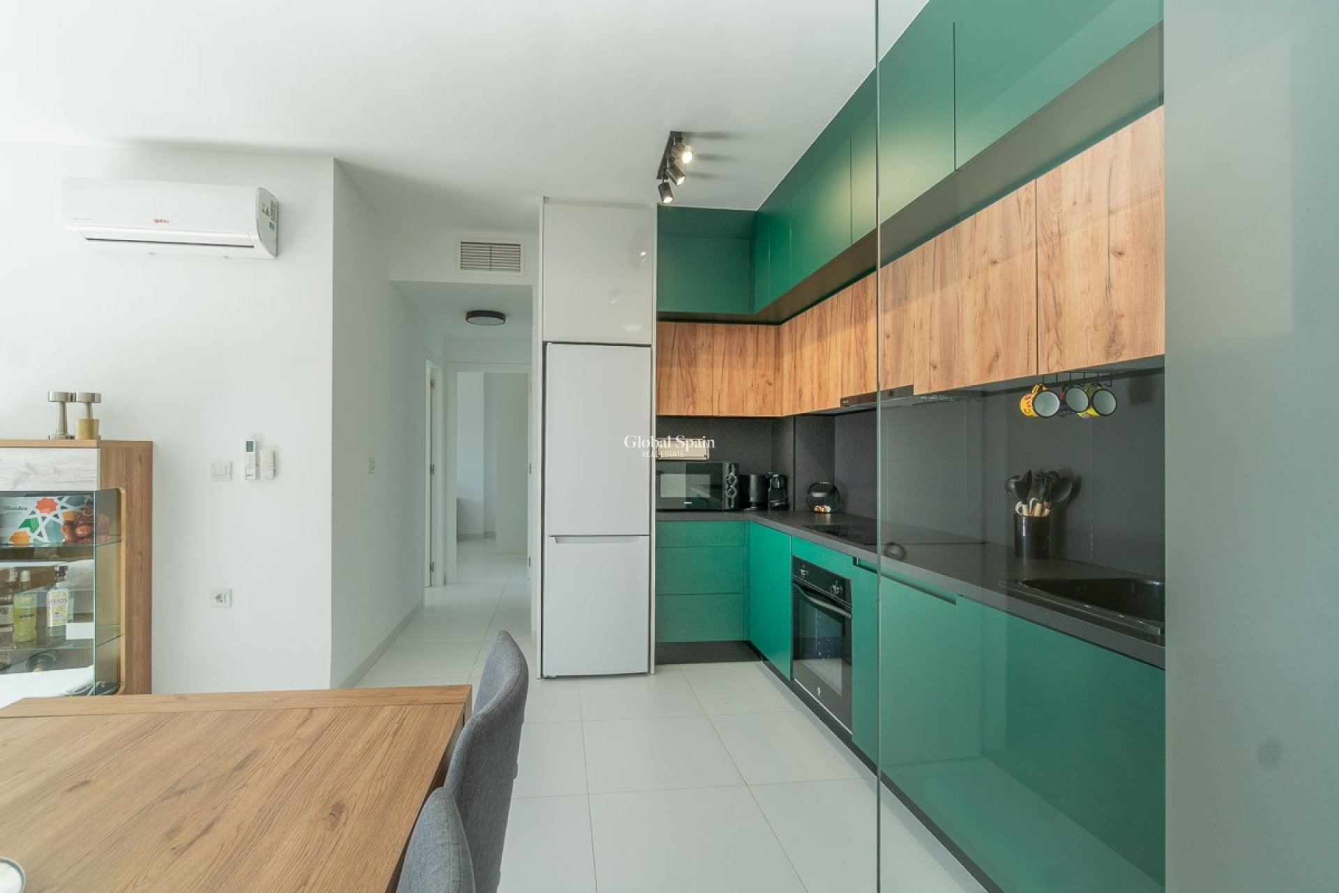 Venta - APARTAMENTO -
SAN MIGUEL DE SALINAS - Inland