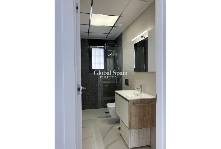 Venta - APARTAMENTO -
SAN MIGUEL DE SALINAS - Las Colinas