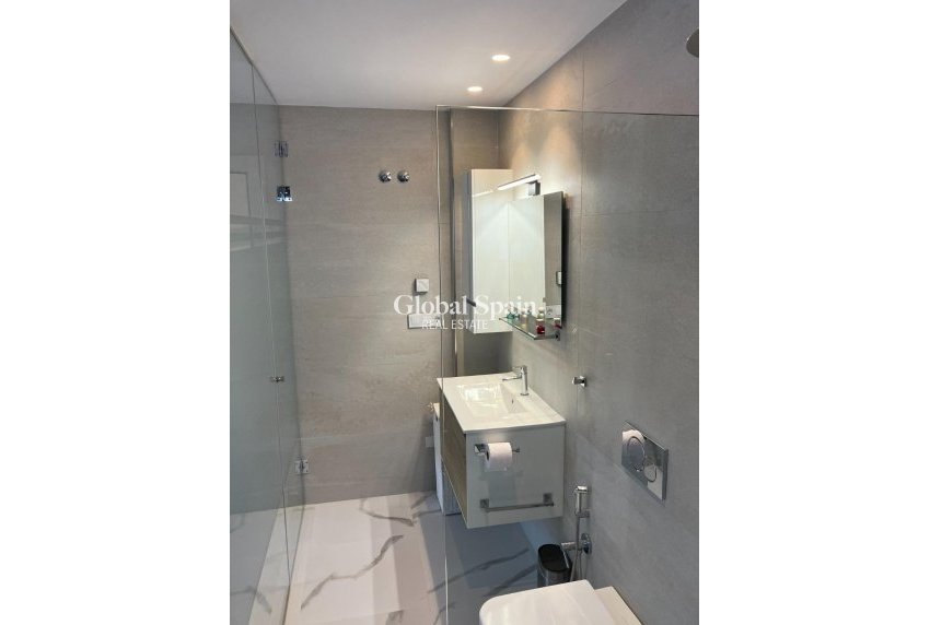 Venta - APARTAMENTO -
SAN MIGUEL DE SALINAS - Las Colinas