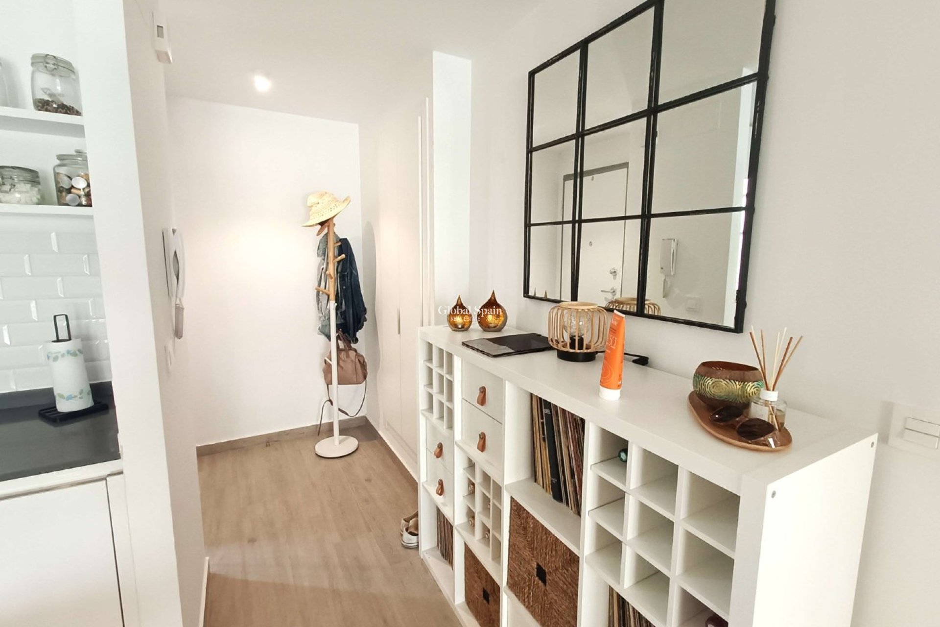 Venta - APARTAMENTO -
SAN MIGUEL DE SALINAS - Las Comunicaciones