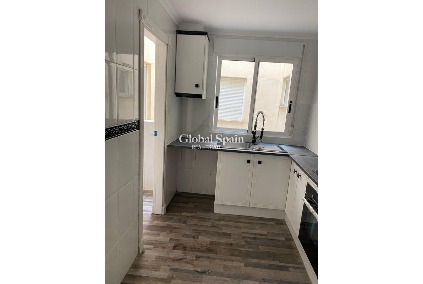 Venta - APARTAMENTO -
SAN MIGUEL DE SALINAS - Pueblo 9