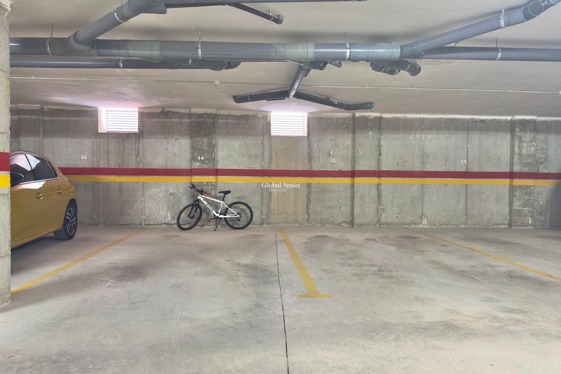 Venta - APARTAMENTO -
SAN MIGUEL DE SALINAS - Pueblo 9