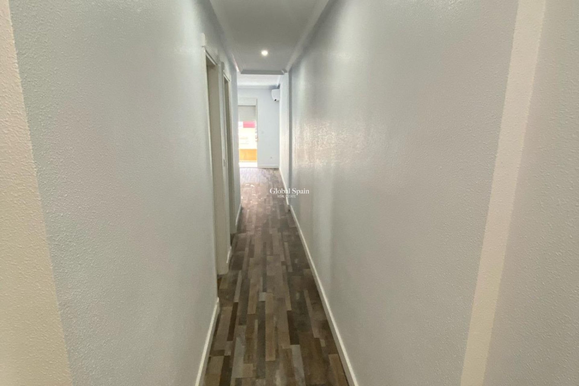 Venta - APARTAMENTO -
SAN MIGUEL DE SALINAS - Pueblo 9