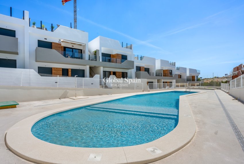 Venta - APARTAMENTO -
SAN MIGUEL DE SALINAS - San Miguel