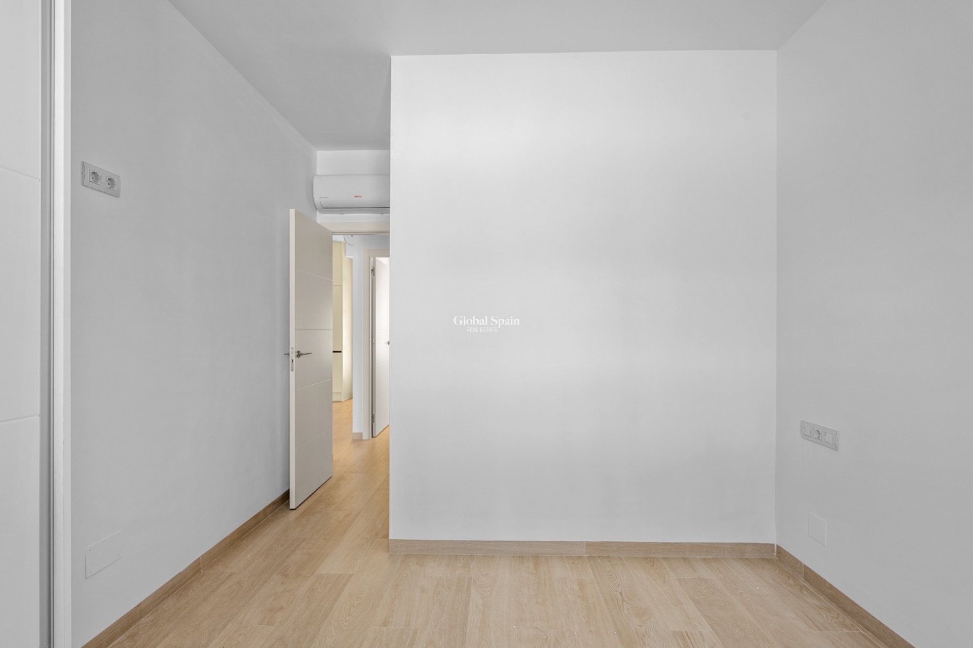Venta - APARTAMENTO -
SAN MIGUEL DE SALINAS - San Miguel