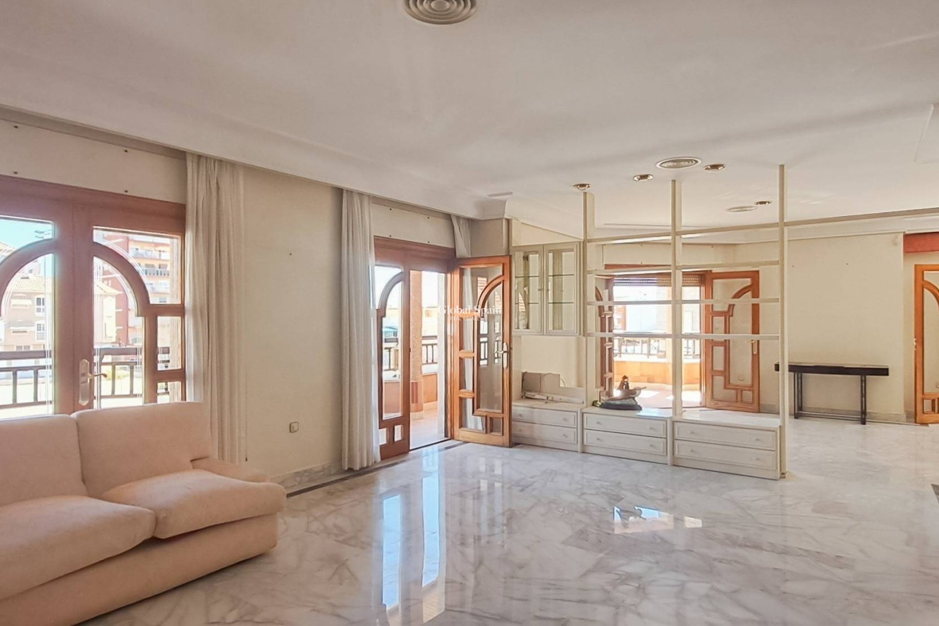 Venta - APARTAMENTO -
SAN PEDRO DEL PINATAR - Lo pagan