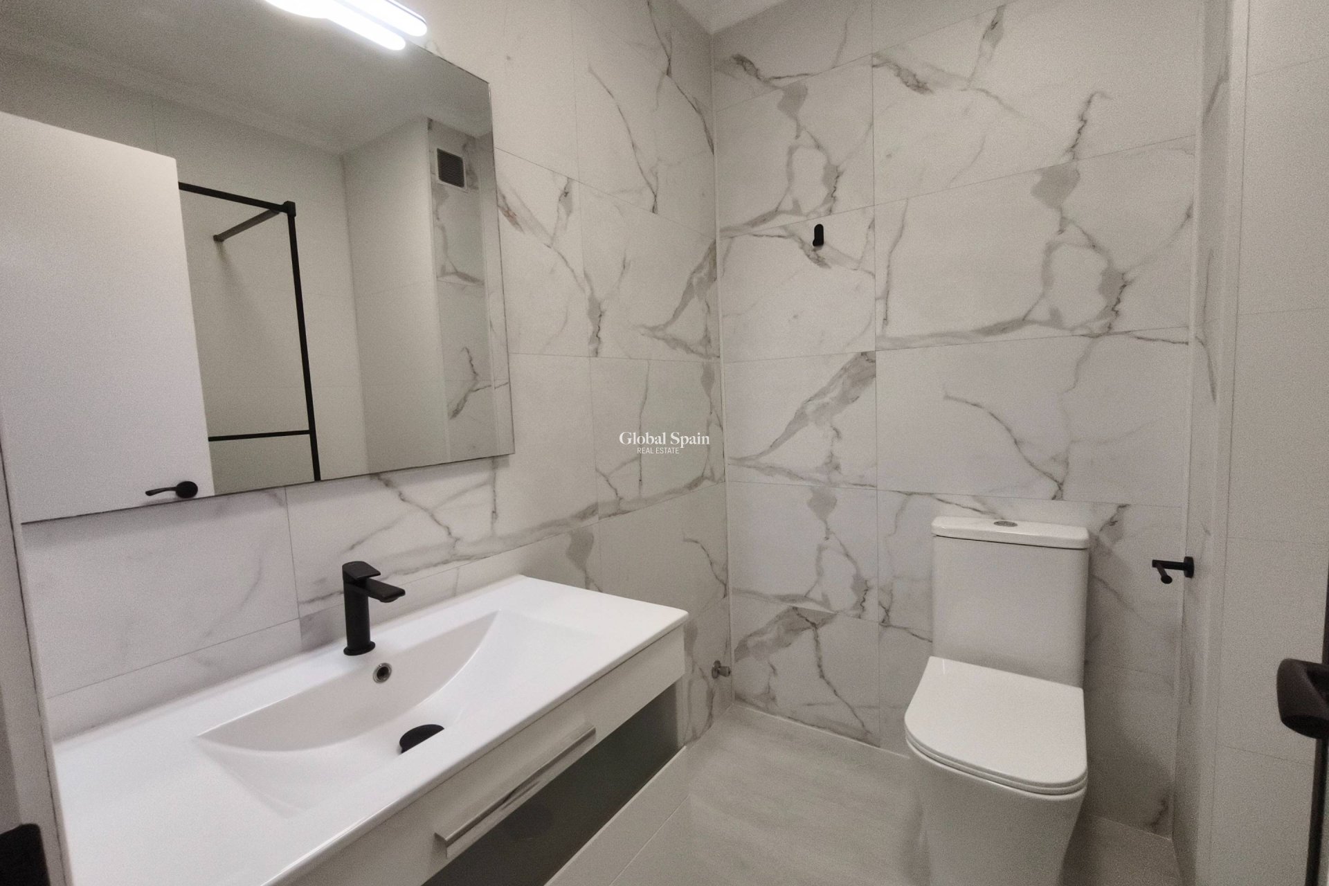 Venta - APARTAMENTO -
SAN PEDRO DEL PINATAR - Lo pagan