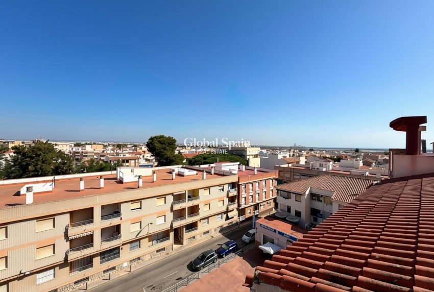 Venta - APARTAMENTO -
SAN PEDRO DEL PINATAR - Villananitos
