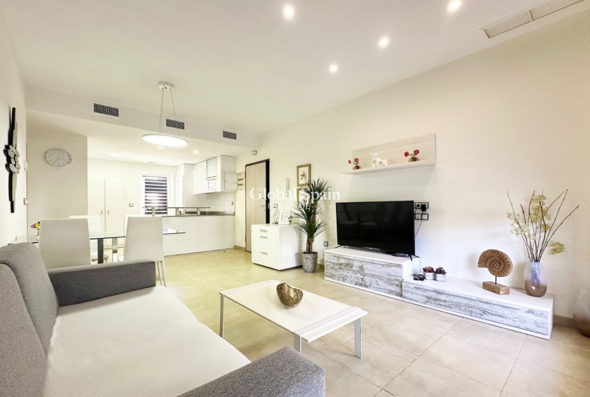 Venta - APARTAMENTO -
SANTA POLA - Costa Blanca