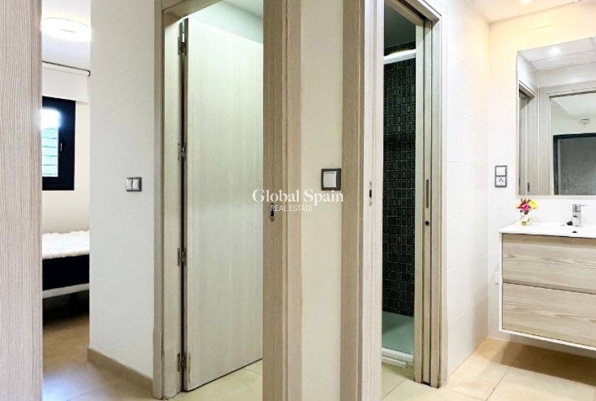 Venta - APARTAMENTO -
SANTA POLA - Costa Blanca
