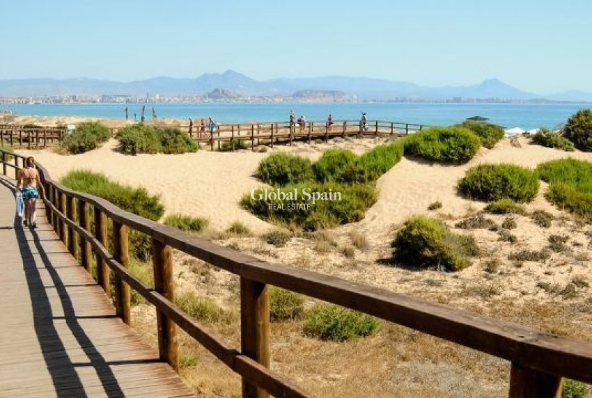 Venta - APARTAMENTO -
SANTA POLA - Costa Blanca