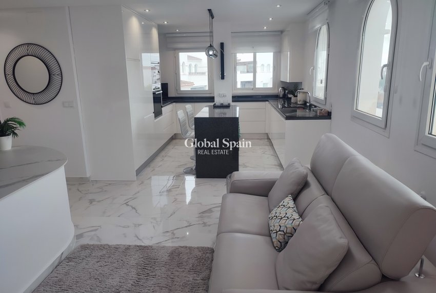 Venta - APARTAMENTO -
SUCINA - Inland