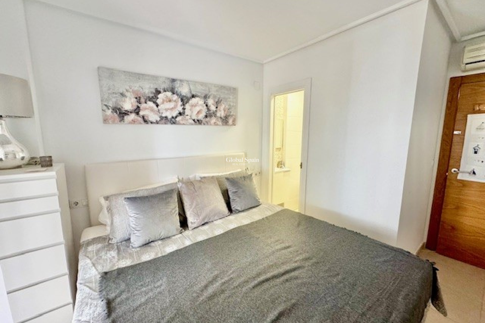 Venta - APARTAMENTO -
SUCINA - Inland