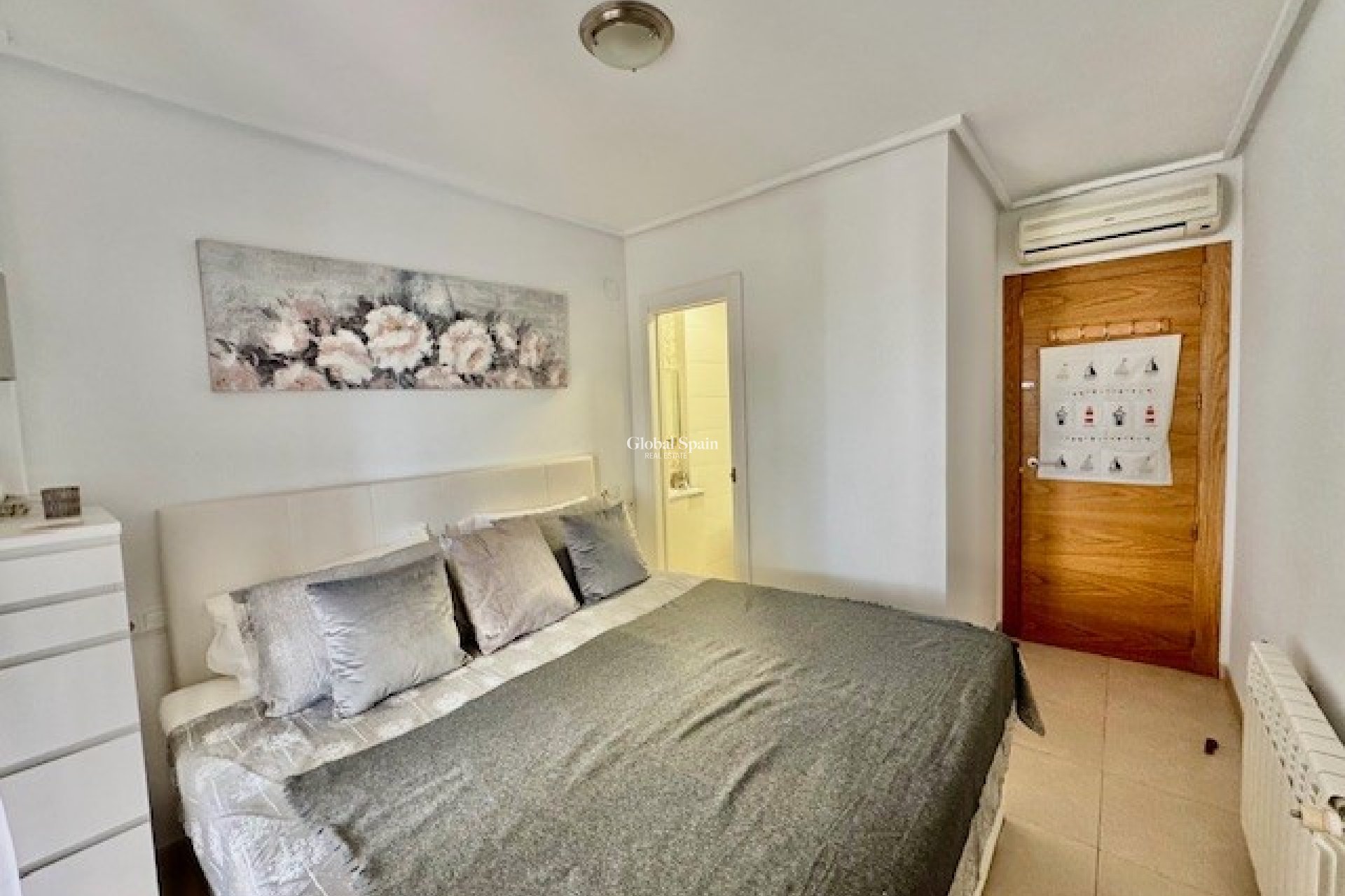 Venta - APARTAMENTO -
SUCINA - Inland