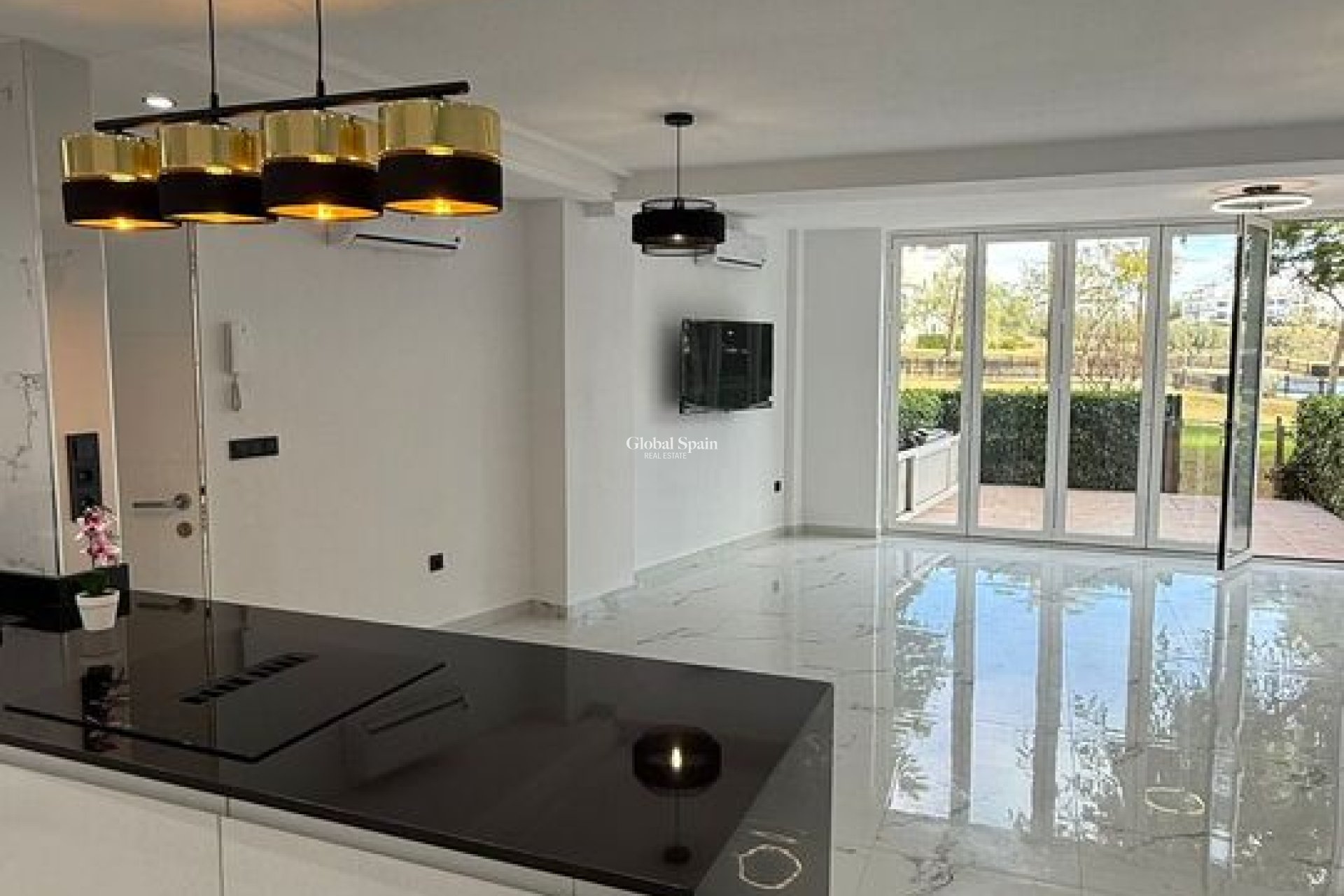 Venta - APARTAMENTO -
SUCINA - Inland