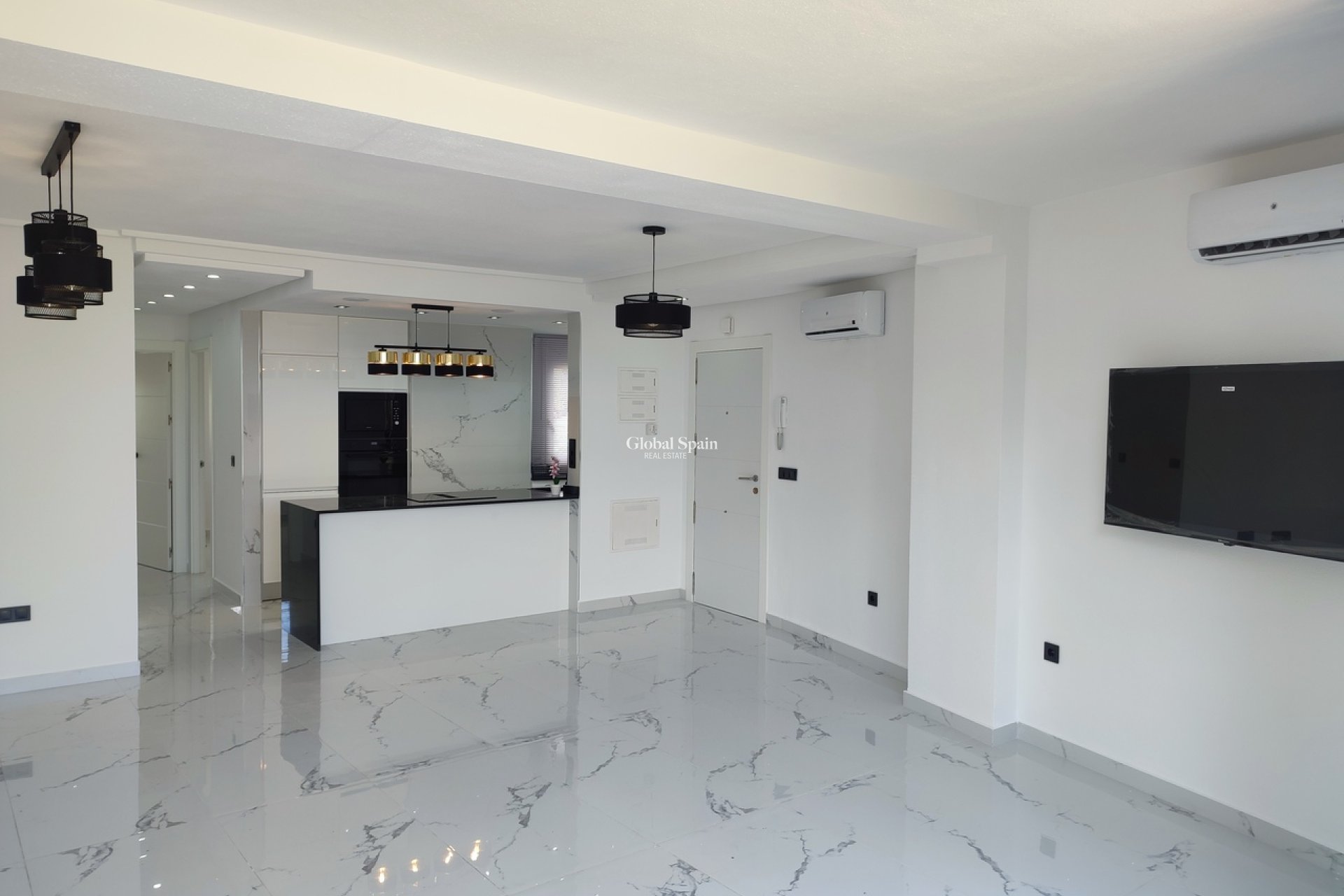 Venta - APARTAMENTO -
SUCINA - Inland