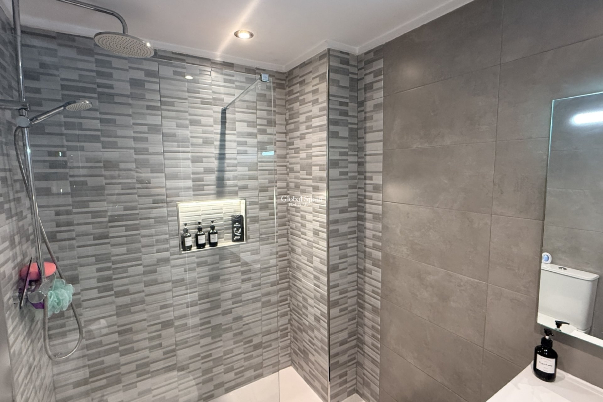 Venta - APARTAMENTO -
SUCINA - Inland