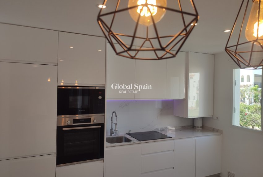 Venta - APARTAMENTO -
SUCINA - Inland
