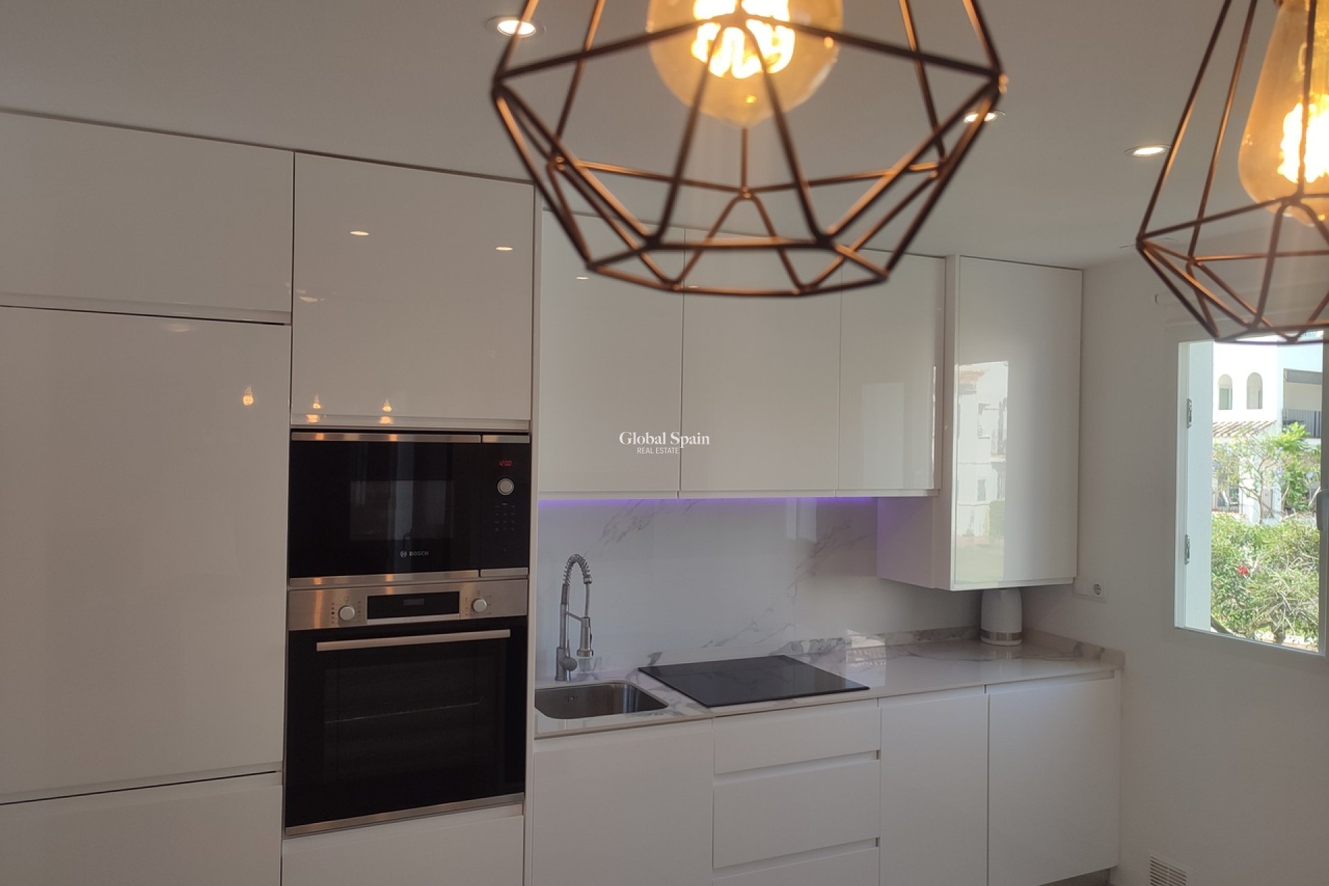 Venta - APARTAMENTO -
SUCINA - Inland
