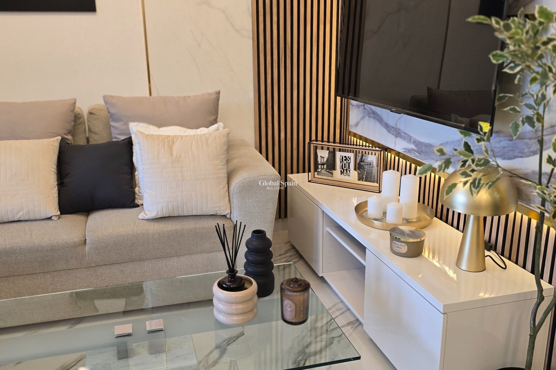 Venta - APARTAMENTO -
SUCINA - Sucina