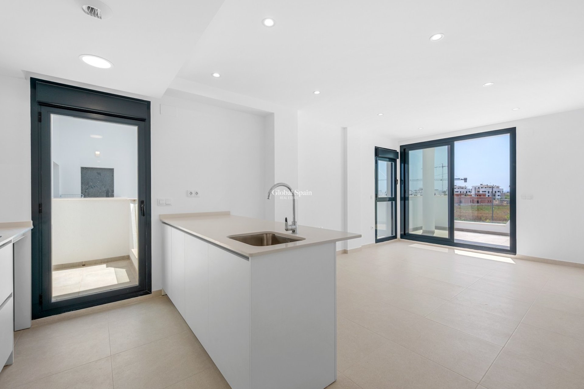 Venta - APARTAMENTO -
TORRE PACHECO - Inland