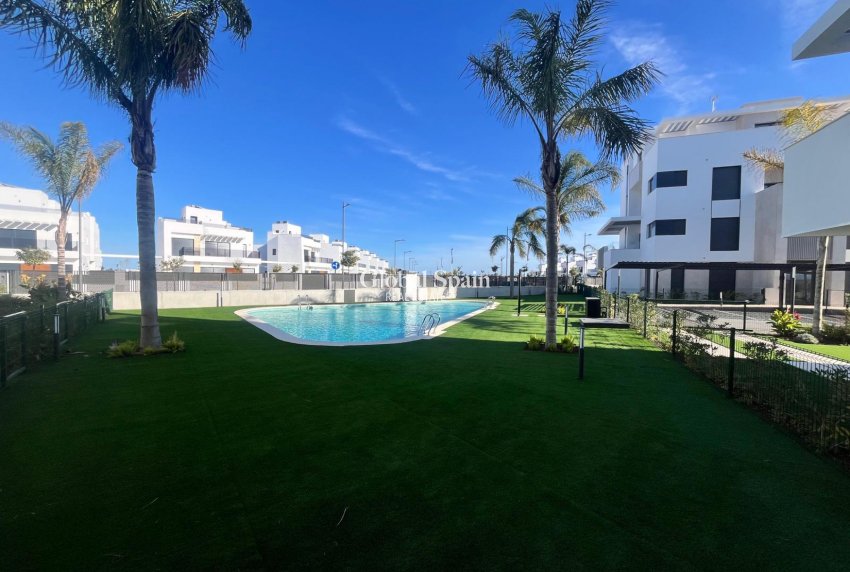 Venta - APARTAMENTO -
TORRE PACHECO - Inland