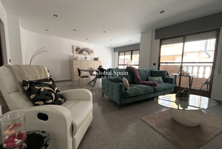 Venta - APARTAMENTO -
TORREMENDO - Costa Blanca