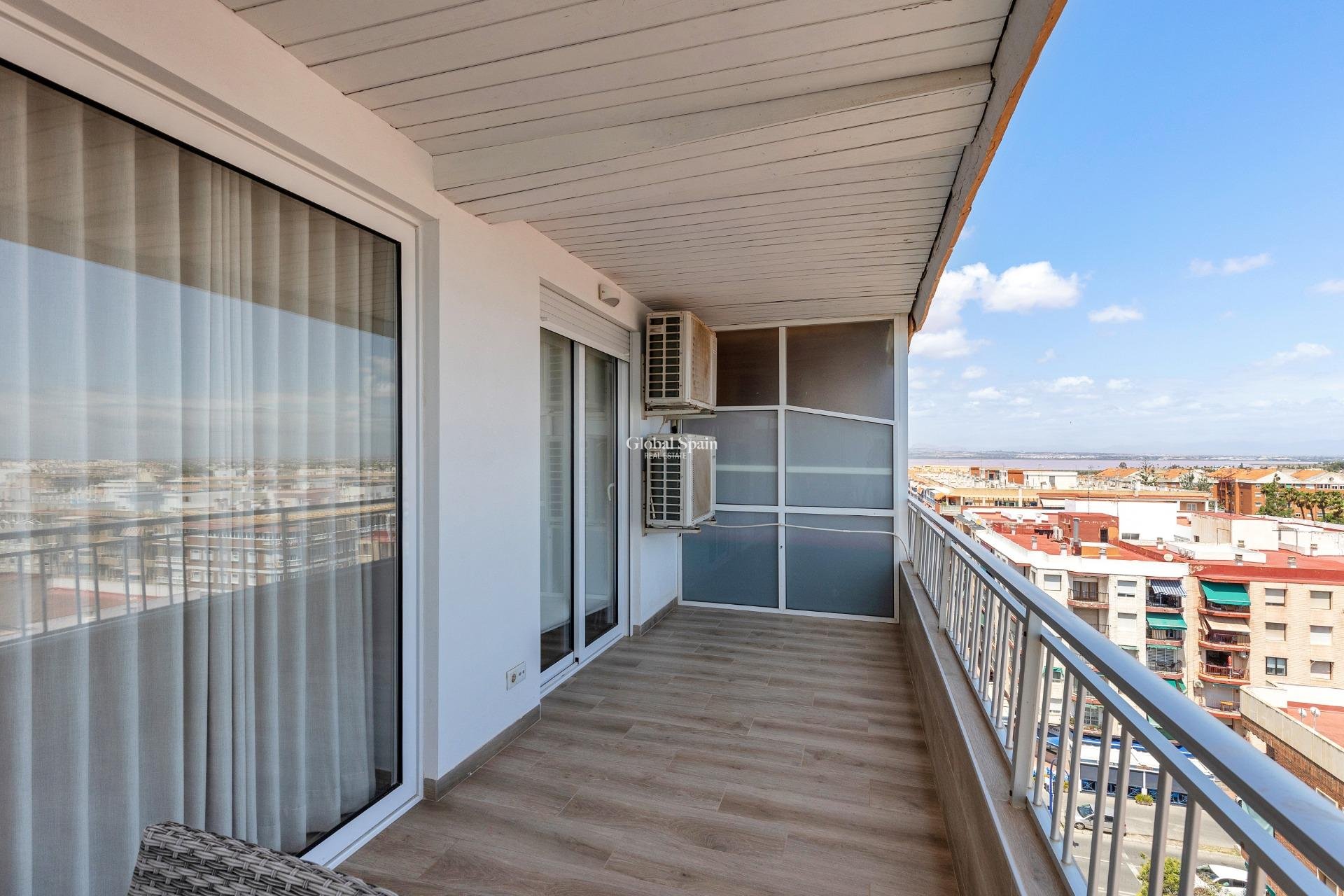 Venta - Apartamento -
TORREVIEJA - Acequion
