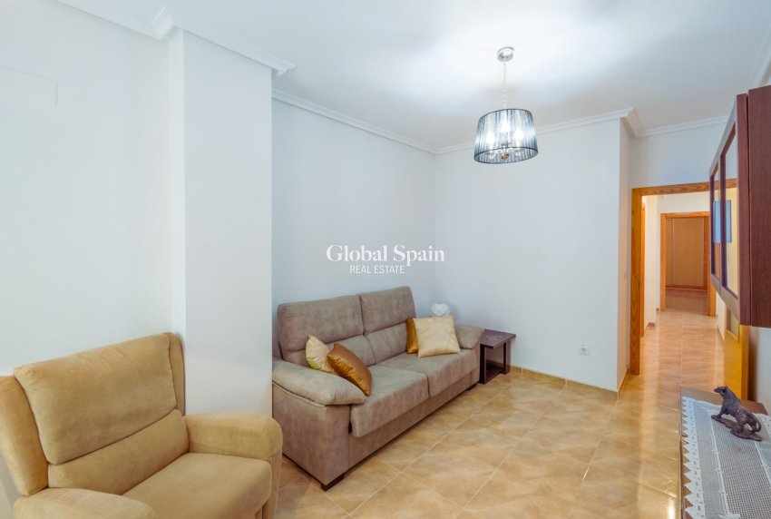 Venta - APARTAMENTO -
TORREVIEJA - Acequion