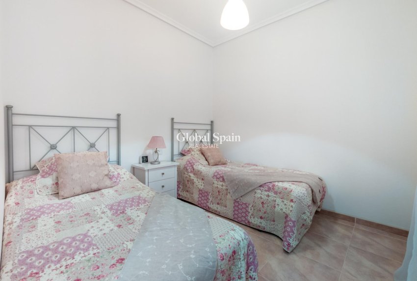 Venta - APARTAMENTO -
TORREVIEJA - Acequion