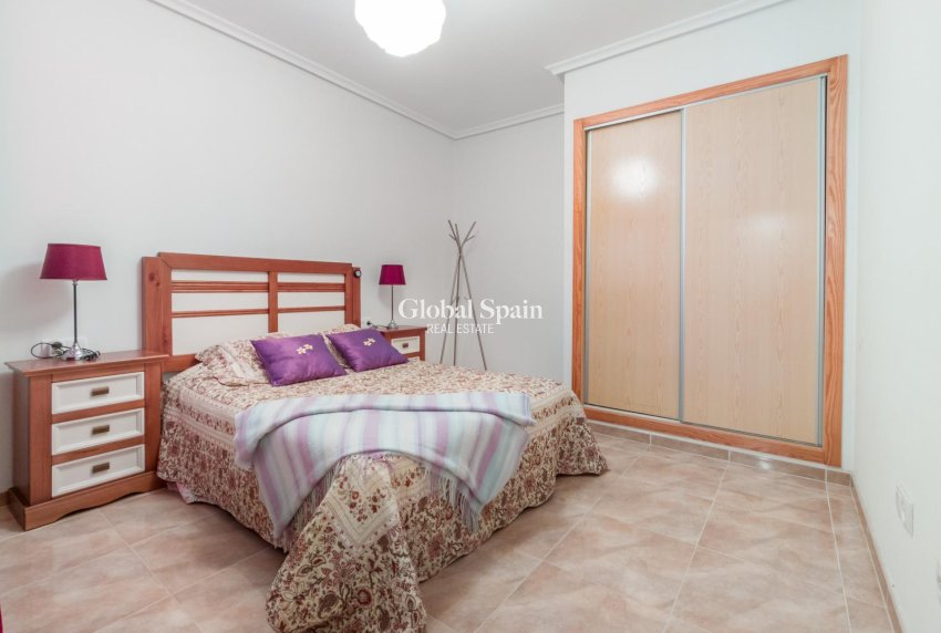 Venta - APARTAMENTO -
TORREVIEJA - Acequion