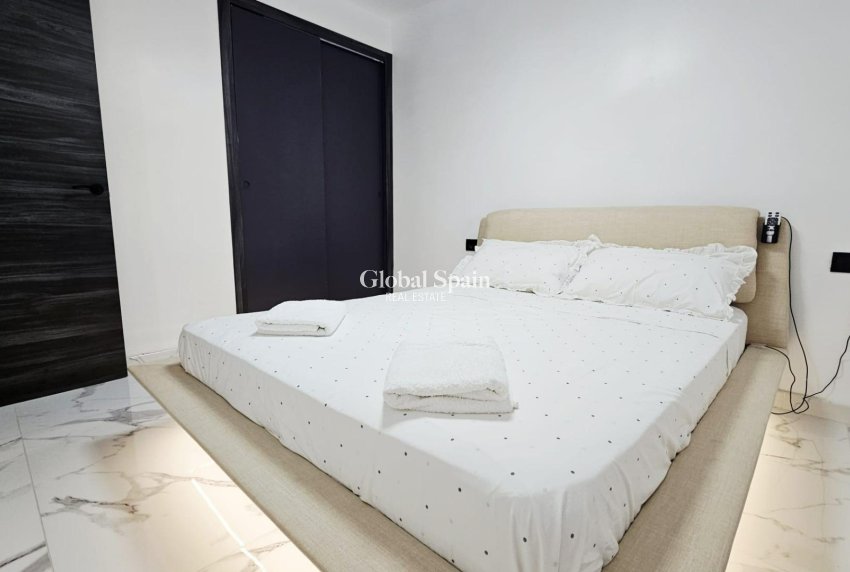 Venta - APARTAMENTO -
TORREVIEJA - Acequion