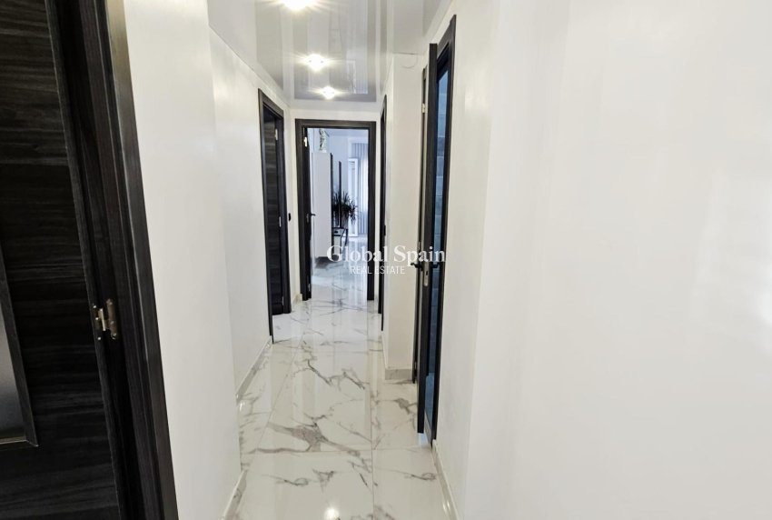 Venta - APARTAMENTO -
TORREVIEJA - Acequion