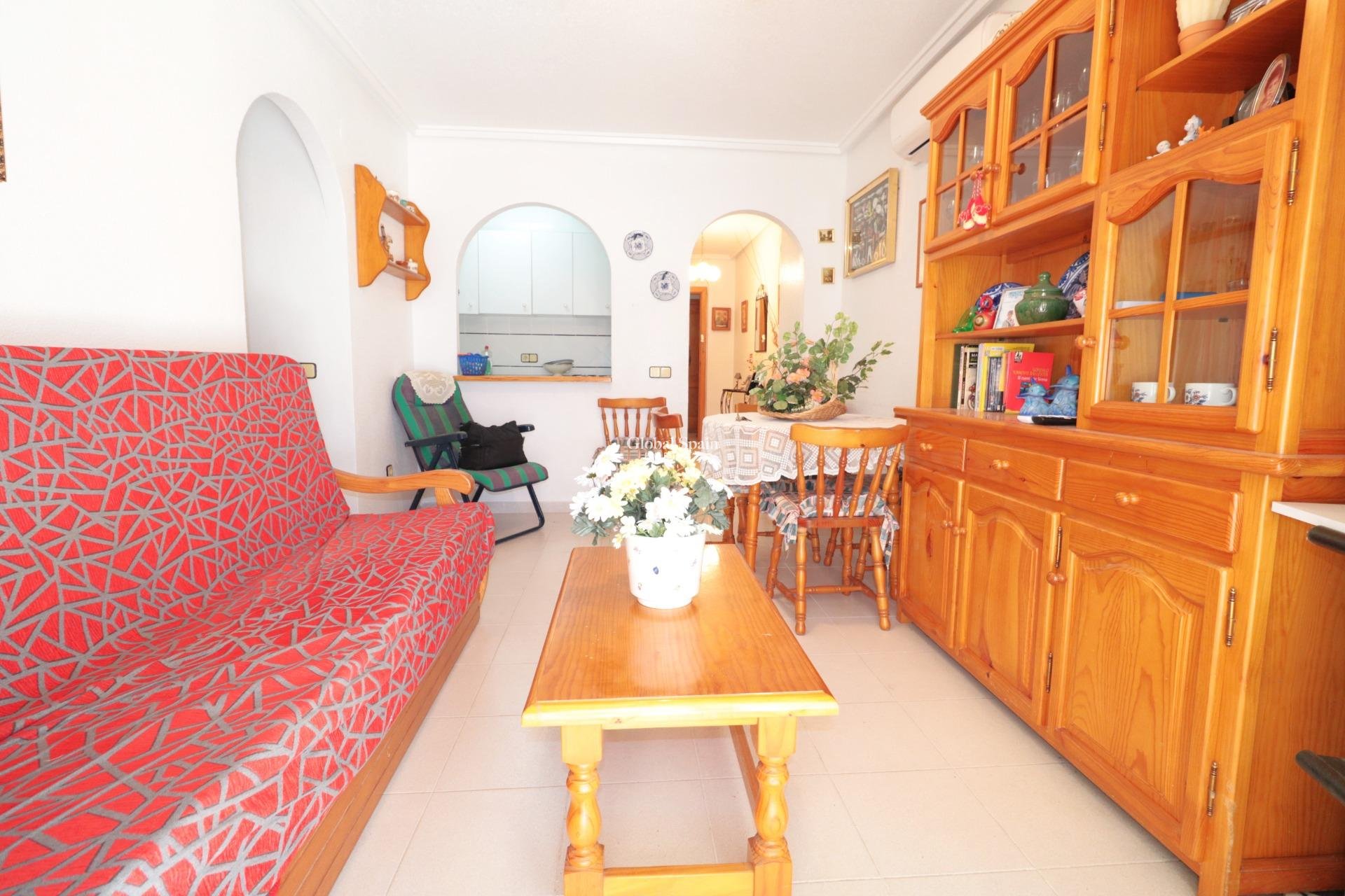 Venta - APARTAMENTO -
TORREVIEJA - Acequion