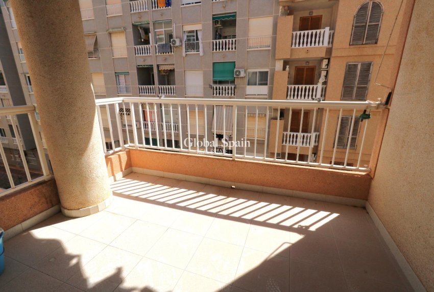 Venta - APARTAMENTO -
TORREVIEJA - Acequion