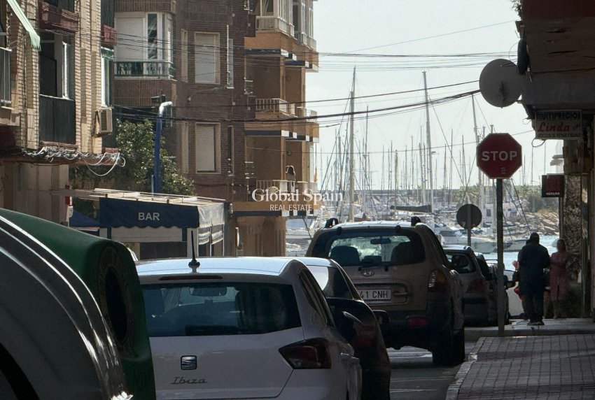 Venta - APARTAMENTO -
TORREVIEJA - Acequion