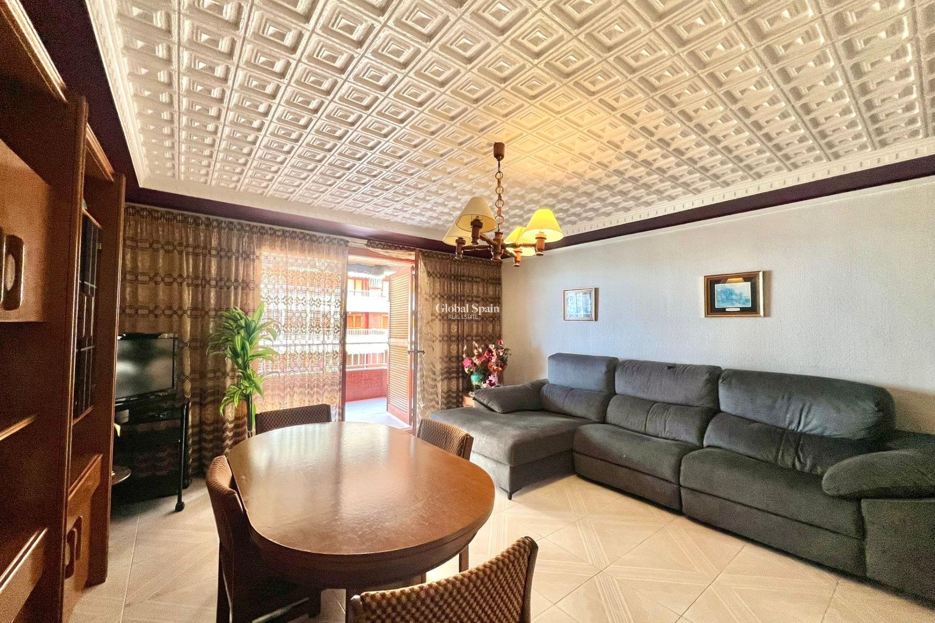 Venta - APARTAMENTO -
TORREVIEJA - Acequion