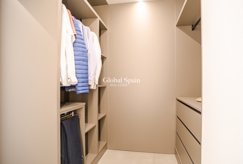 Venta - APARTAMENTO -
TORREVIEJA - Acequion