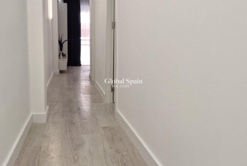 Venta - APARTAMENTO -
TORREVIEJA - Acequion