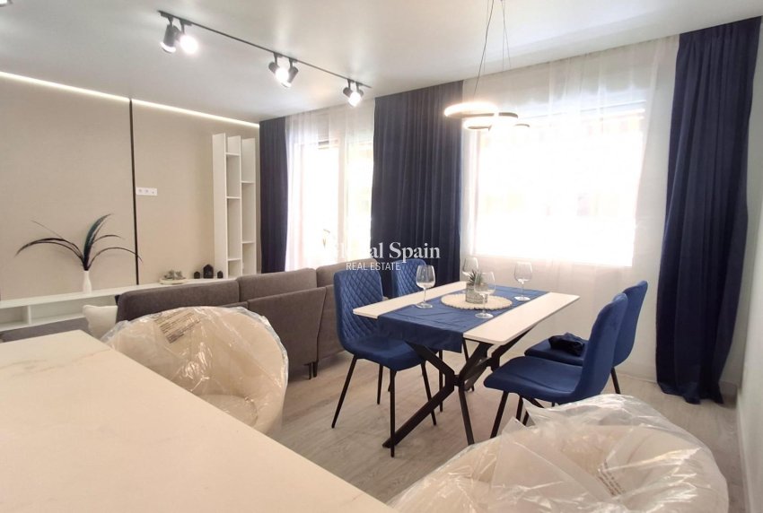Venta - APARTAMENTO -
TORREVIEJA - Acequion