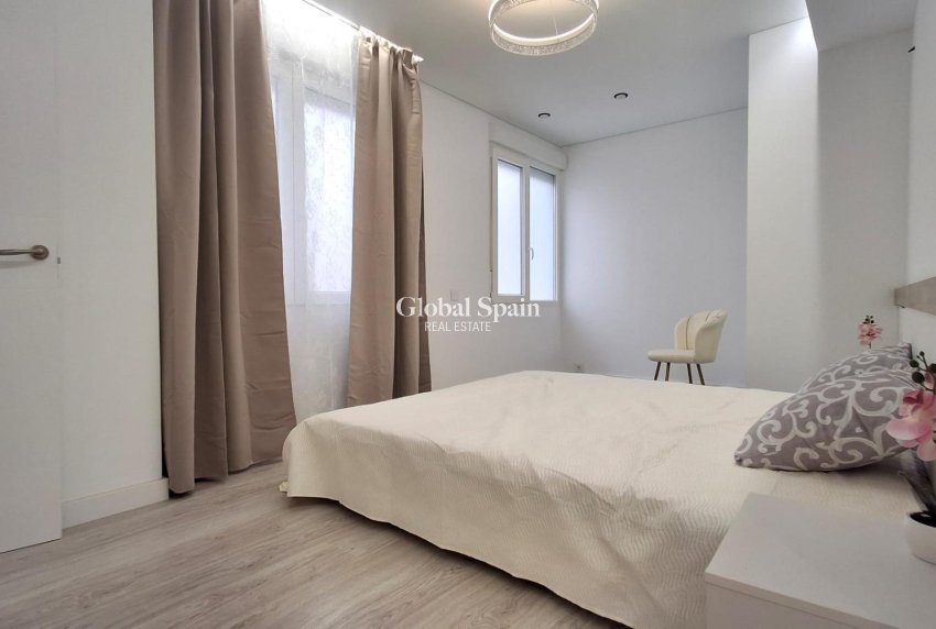 Venta - APARTAMENTO -
TORREVIEJA - Acequion