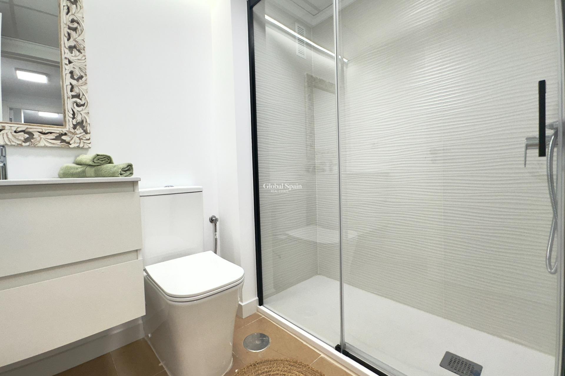 Venta - APARTAMENTO -
TORREVIEJA - Acequion