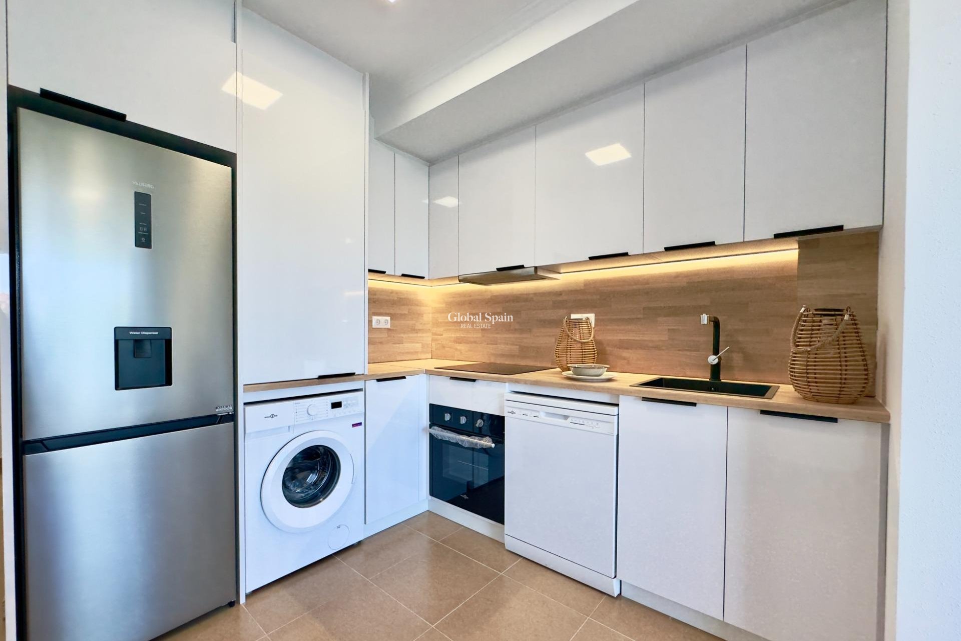 Venta - APARTAMENTO -
TORREVIEJA - Acequion