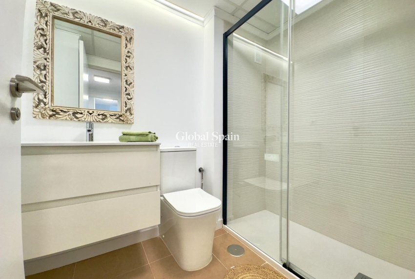 Venta - APARTAMENTO -
TORREVIEJA - Acequion