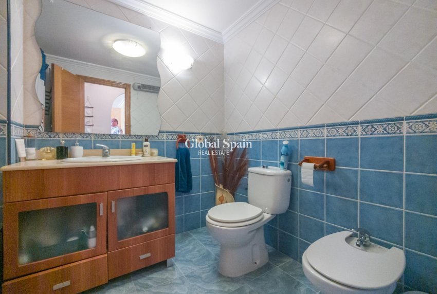 Venta - APARTAMENTO -
TORREVIEJA - Acequion