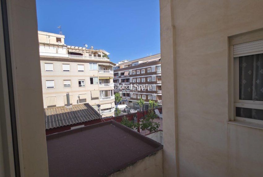 Venta - APARTAMENTO -
TORREVIEJA - Acequion