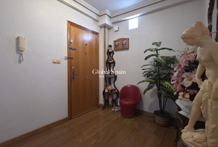 Venta - APARTAMENTO -
TORREVIEJA - Acequion