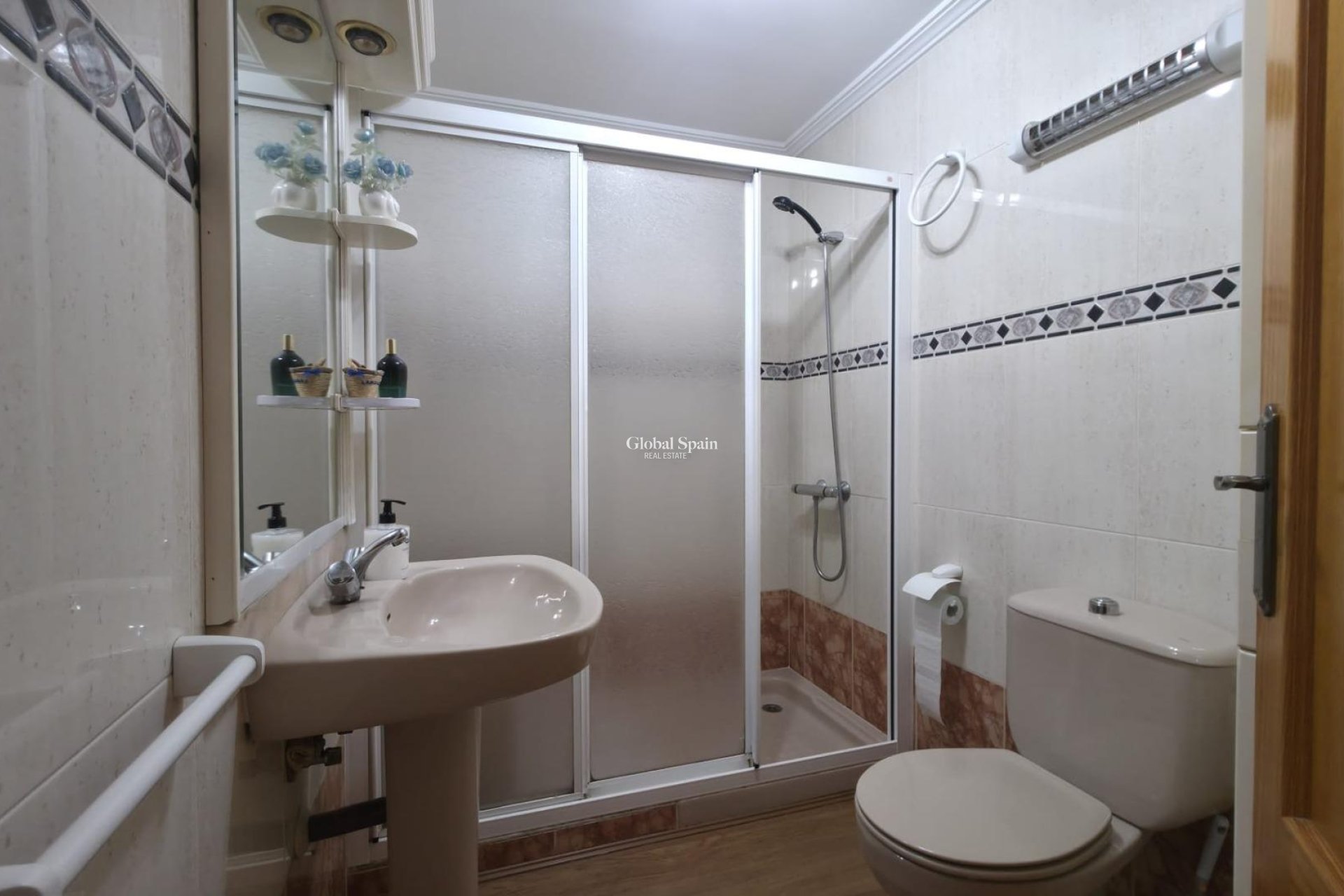 Venta - APARTAMENTO -
TORREVIEJA - Acequion