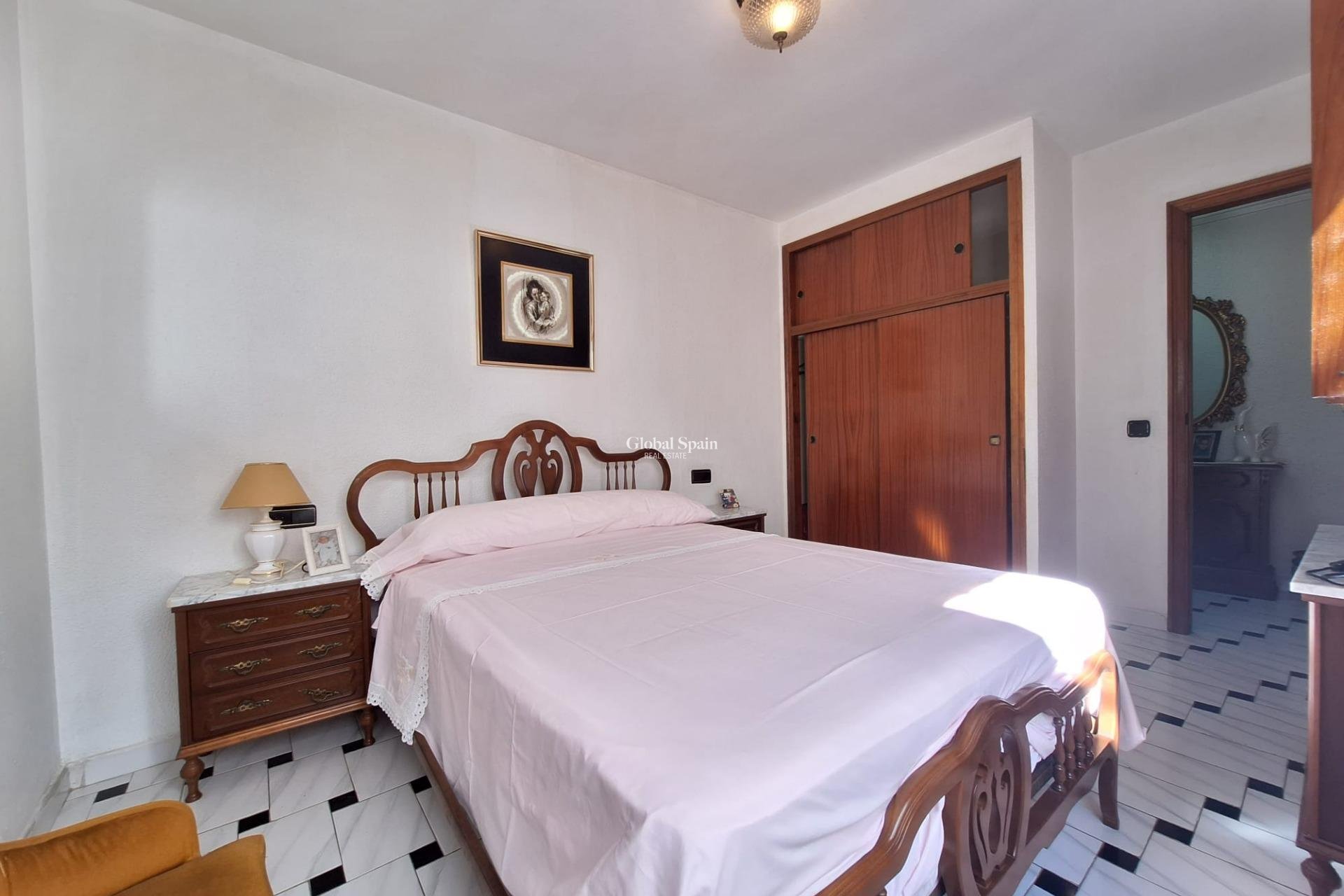 Venta - APARTAMENTO -
TORREVIEJA - Acequion