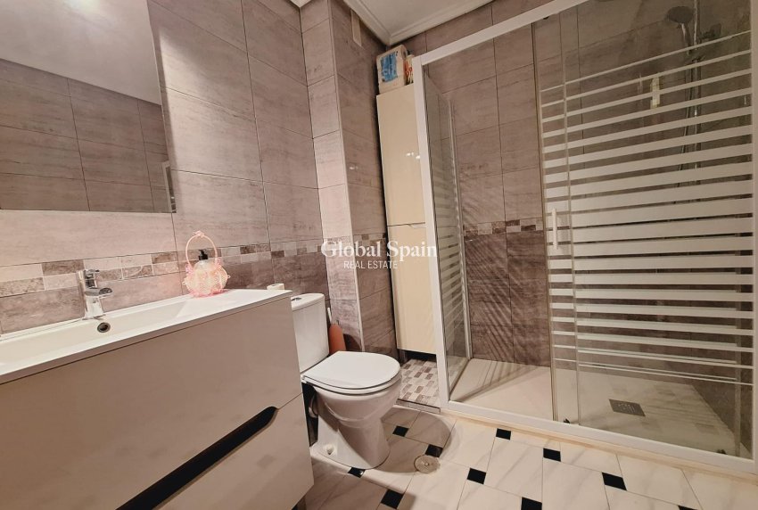Venta - APARTAMENTO -
TORREVIEJA - Acequion